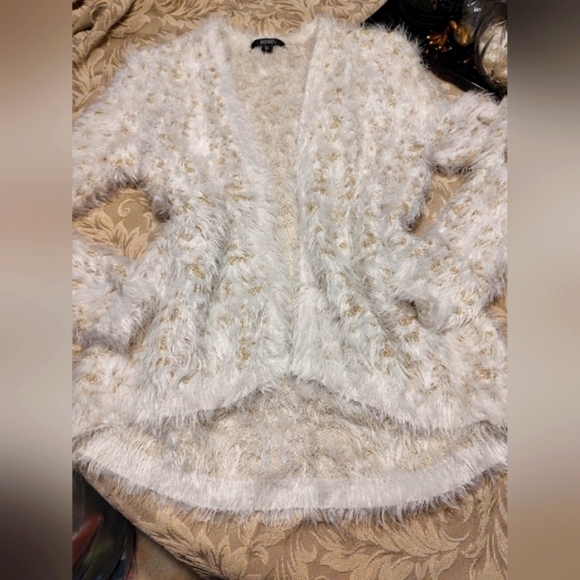 🔸🐇🔸Delightful XOXO Soft Ivory & Gold Lame Plush Furry Sweater Cardigan - M - Picture 4 of 16